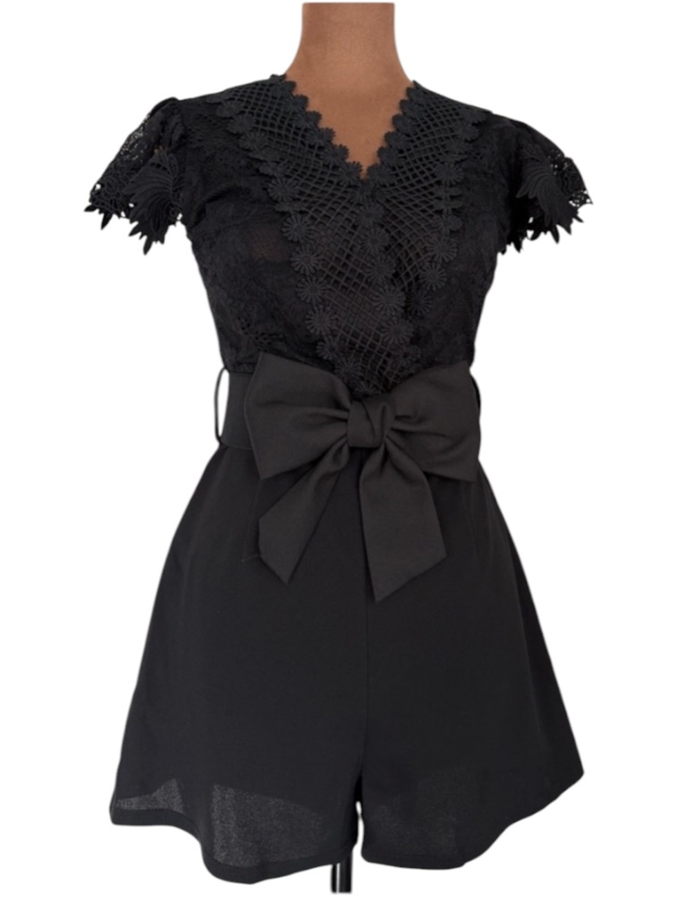 Love University Black Lace Bow Belt Romper Size Small